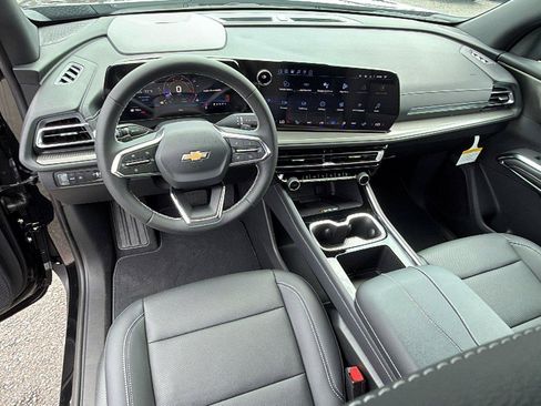 New 2026 Chevrolet Traverse LT FWD image 21