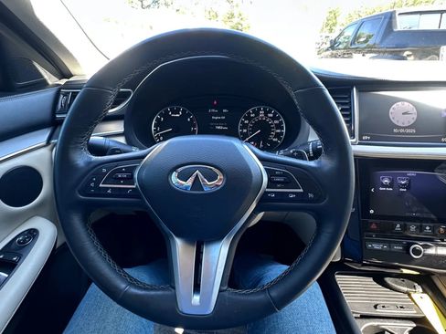 Used 2019 INFINITI QX50 Pure image 13