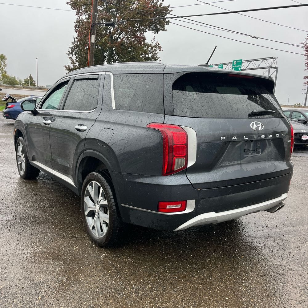 Used 2020 Hyundai Palisade SEL w/ Premium Package AWD/4WD image 4