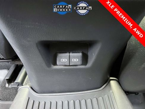 Used 2023 Toyota RAV4 XLE Premium image 21