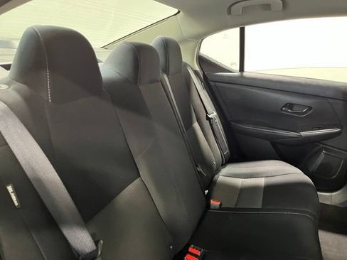 Used 2024 Nissan Sentra SV FWD image 15