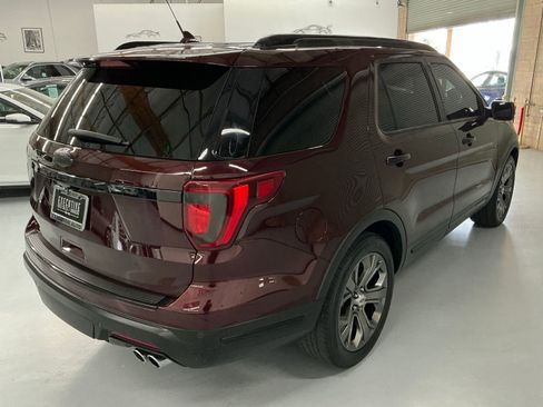 Used 2018 Ford Explorer Sport w/ Equipment Group 401A image 5
