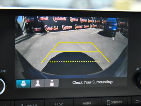 Used 2024 Honda Civic EX-L image 18