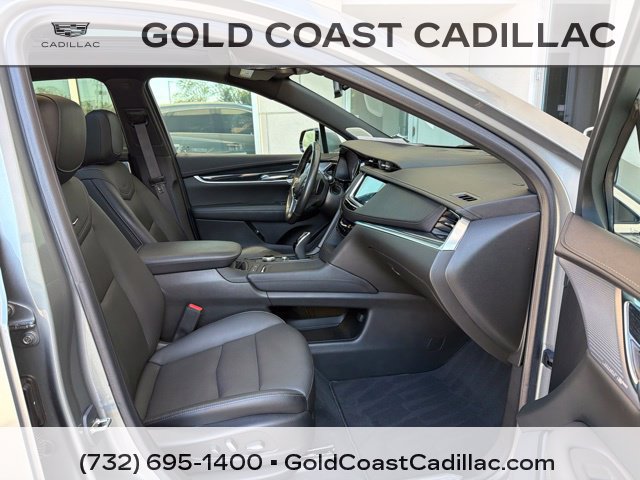 Used 2024 Cadillac XT5 Premium Luxury AWD/4WD image 7