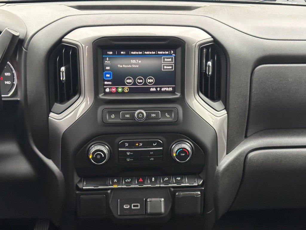 Used 2022 Chevrolet Silverado 1500 Custom w/ Safety Confidence Package RWD image 13