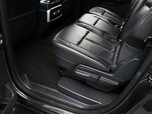 Used 2024 Ford Expedition Max XLT image 27