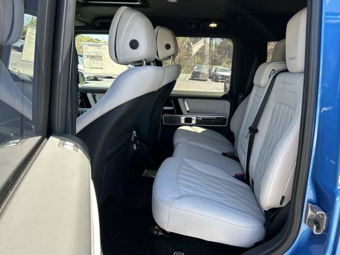 Used 2025 Mercedes-Benz G 63 AMG 4MATIC image 11