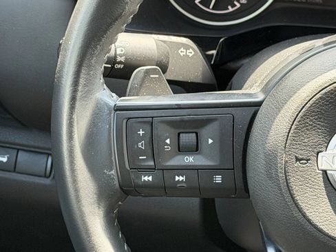 Used 2025 Nissan Pathfinder SV AWD/4WD image 12