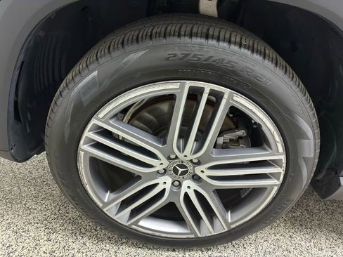Used 2022 Mercedes-Benz GLS 450 4MATIC image 16