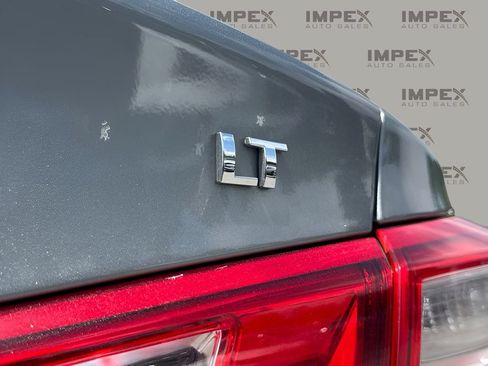 Used 2023 Chevrolet Malibu LT FWD image 31