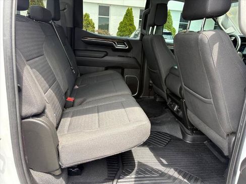 Certified 2022 Chevrolet Silverado 1500 LT AWD/4WD image 19