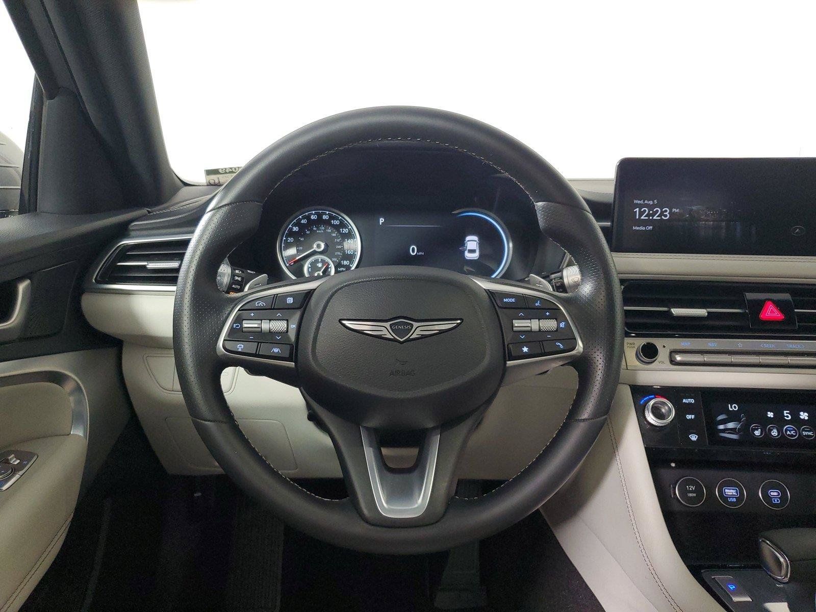 Used 2024 Genesis G70 2.5T AWD/4WD image 10