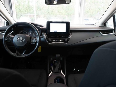Used 2024 Toyota Corolla LE image 20
