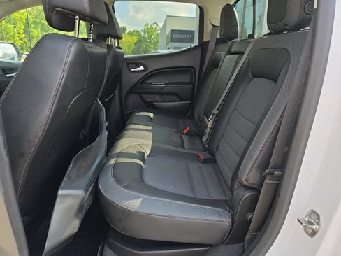 Used 2022 GMC Canyon AT4 w/ Trailering Package AWD/4WD image 11
