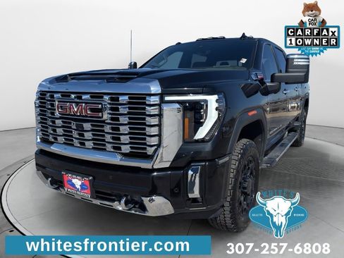 Used 2024 GMC Sierra 2500 Denali w/ Denali Reserve Package AWD/4WD image 1