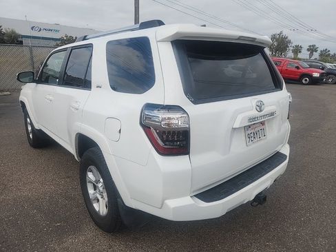 Used 2023 Toyota 4Runner SR5 Premium w/ Moonroof Package AWD/4WD image 10