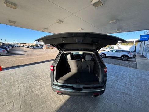 Used 2019 Chevrolet Traverse Premier w/ Driver Confidence II Package image 9