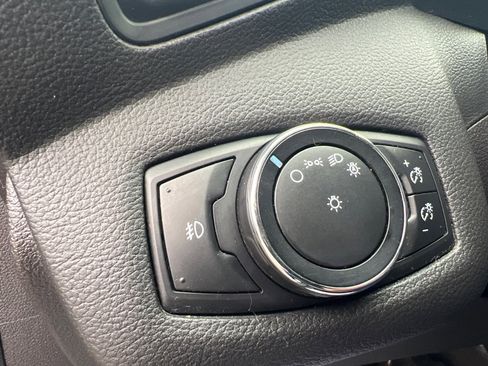 Used 2014 Ford Escape SE image 38