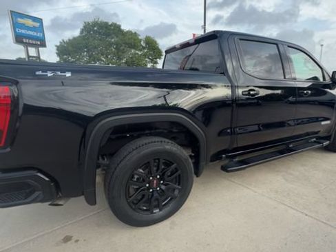 Used 2024 GMC Sierra 1500 Elevation AWD/4WD image 8