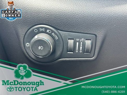 Used 2025 Jeep Compass Trailhawk AWD/4WD image 19