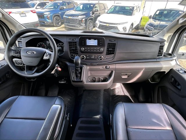 Used 2025 Ford Transit 250 148 Medium Roof RWD image 15