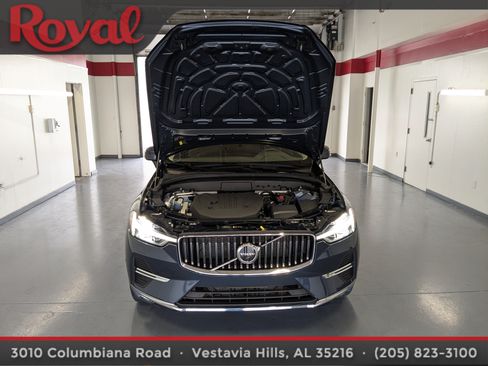 Certified 2023 Volvo XC60 B5 Plus w/ Protection Package Premier FWD image 26