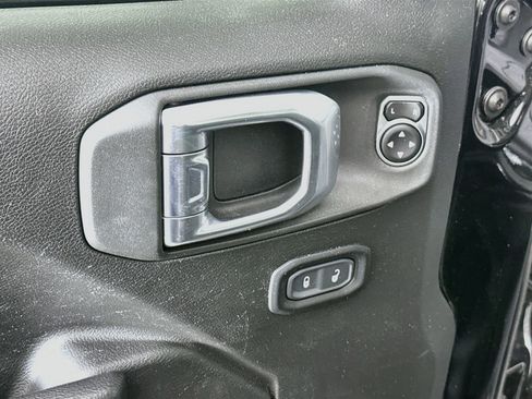 Used 2023 Jeep Gladiator Sport AWD/4WD image 15