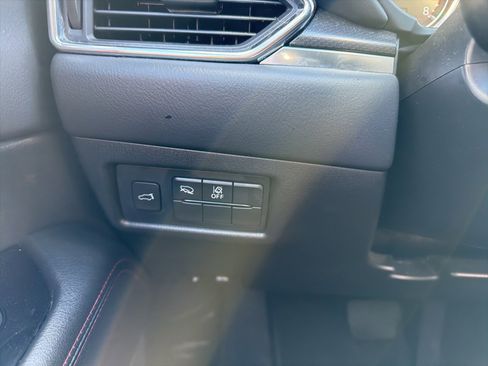 Certified 2024 MAZDA CX-5 Carbon Edition image 17