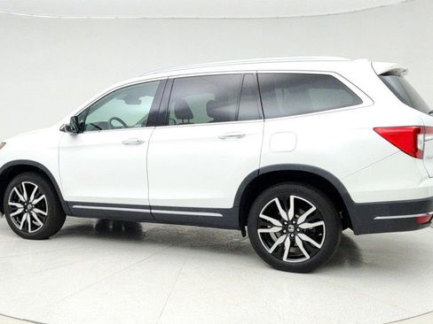 Used 2022 Honda Pilot Touring image 7