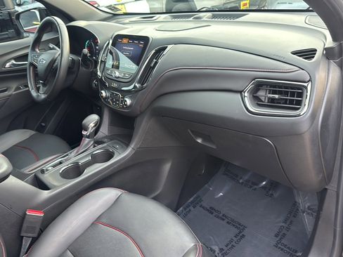 Used 2022 Chevrolet Equinox RS w/ RS Leather Package image 11