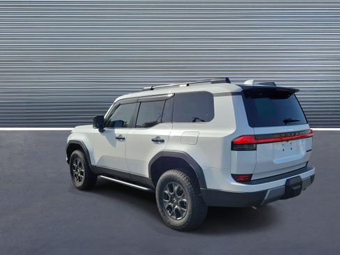 Used 2026 Lexus GX 550 AWD/4WD image 4