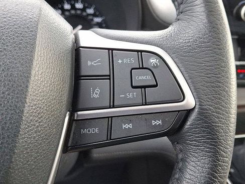 Certified 2023 Toyota Sienna XLE image 20