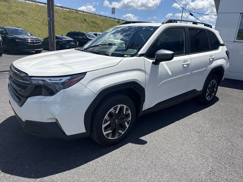 Used 2026 Subaru Forester Premium AWD/4WD image 7