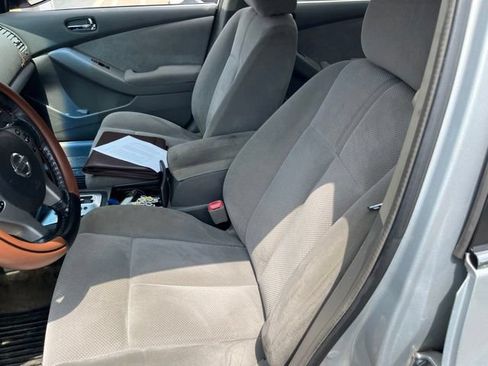Used 2007 Nissan Altima 3.5 SE FWD image 5
