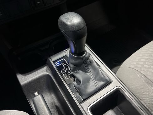 Used 2023 Toyota Tacoma SR image 13