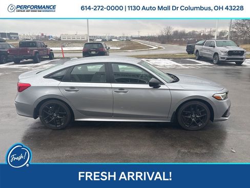 Used 2024 Honda Civic Sport image 3