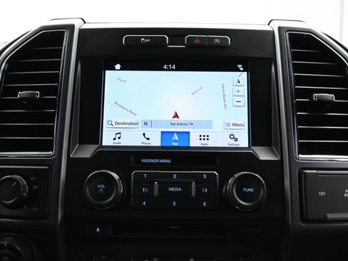 Used 2018 Ford F150 XLT w/ Equipment Group 302A Luxury RWD image 30