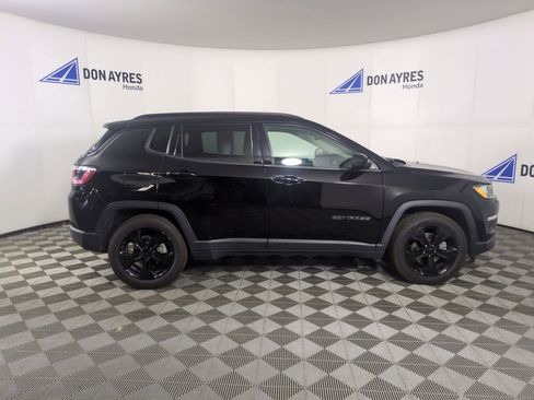 Used 2020 Jeep Compass Latitude image 8