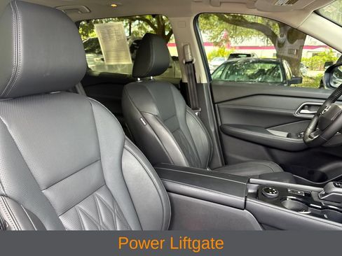 Used 2026 Nissan Rogue Platinum w/ Platinum Premium Package AWD/4WD image 29