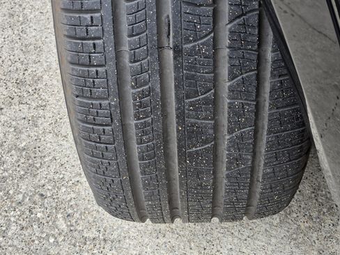 New 2025 Volvo XC90 T8 Core w/ Protection Package image 13