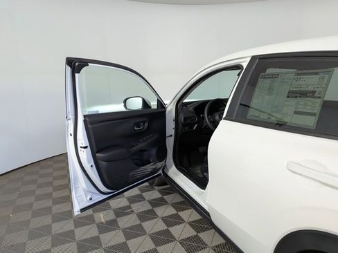 New 2026 Honda HR-V LX image 12