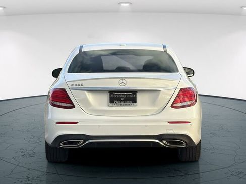 Used 2018 Mercedes-Benz E 300 image 6