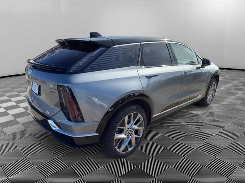 New 2026 Cadillac Optiq Luxury 1 image 6