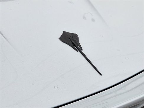 Used 2023 Chevrolet Corvette Stingray Premium Conv w/ Z51 Performance Package image 9