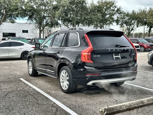 Used 2016 Volvo XC90 T6 Momentum image 4