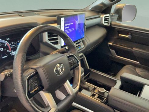 Used 2024 Toyota Tundra Platinum AWD/4WD image 25