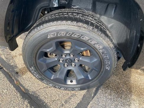 Used 2025 RAM 1500 Big Horn AWD/4WD image 4
