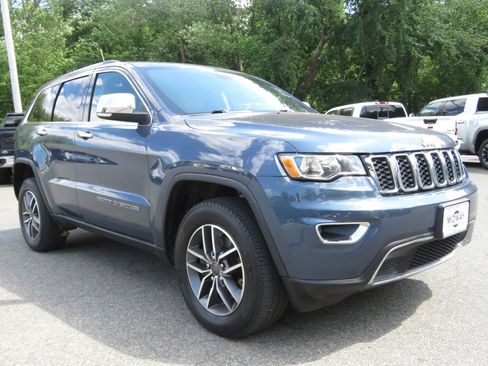 Used 2021 Jeep Grand Cherokee Limited AWD/4WD image 3