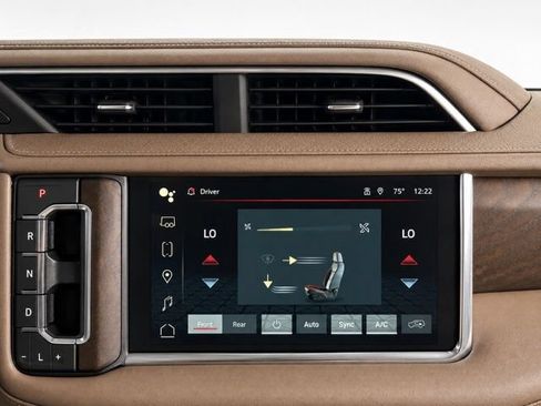 Used 2024 GMC Yukon Denali AWD/4WD image 48