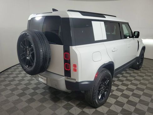 Used 2025 Land Rover Defender 110 S AWD/4WD image 2